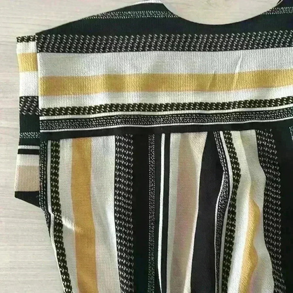 Monteau Black Yellow White Striped Short Sleeve Top Size Large - Picture 8 of 12